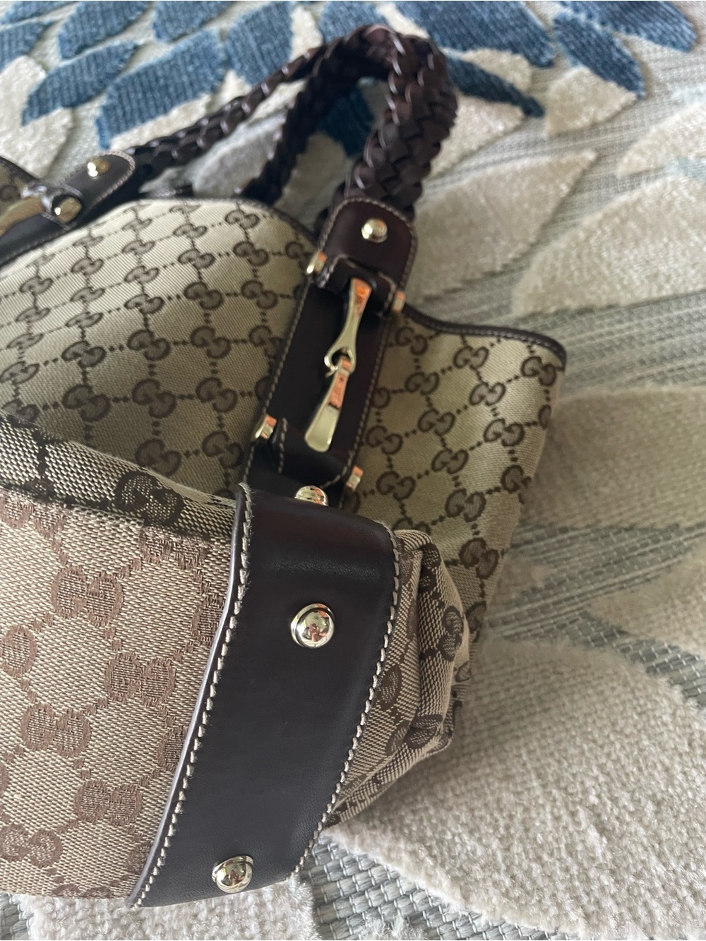 Gucci Brown GG Canvas Shoulder Bag with Braided Dark Brown Handles. Authentic. - Picture 5 of 11